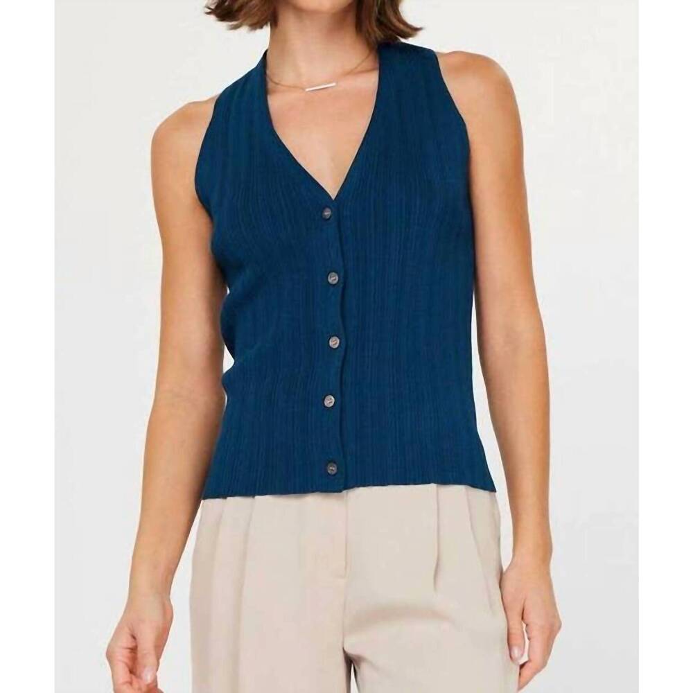 NEW CURRENT AIR pleated sleeveless sweater in midnight blue